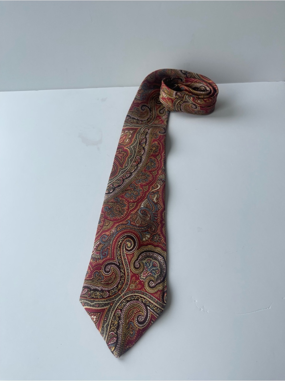 Brooks Brothers Mens Silk Tie Red Bold Paisley 57x3.75" Necktie
